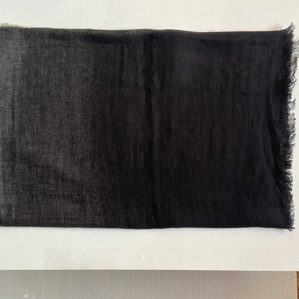 Destin Linen Scarf Wrap Black Gray Made in Italy $340 Retail Luxury Brand - Picture 9 of 16